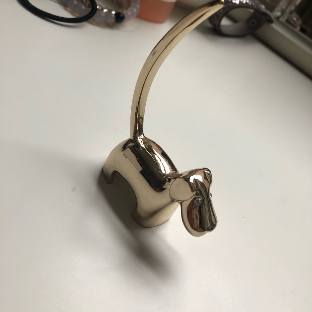 Ring holder